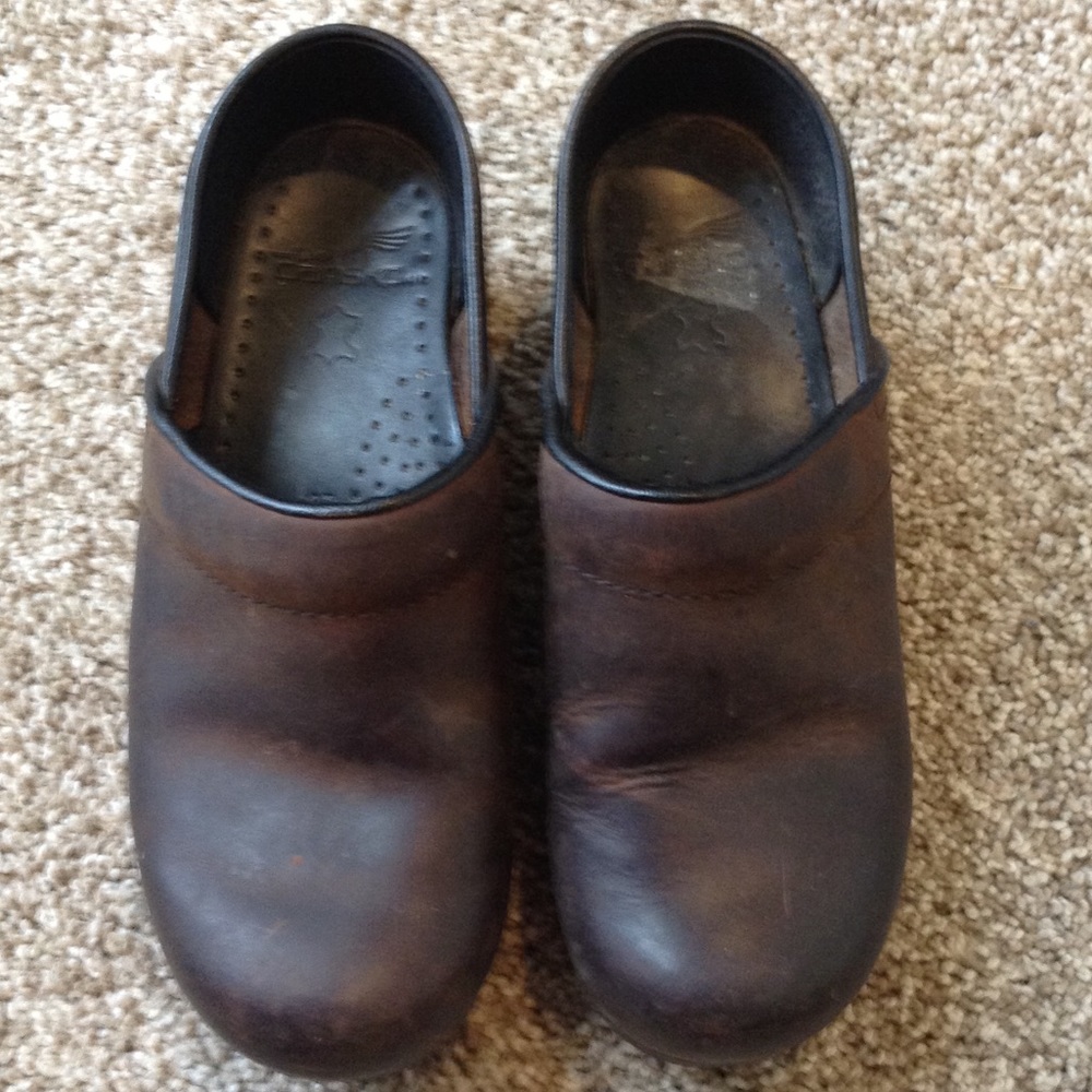 Brown leather Danskos